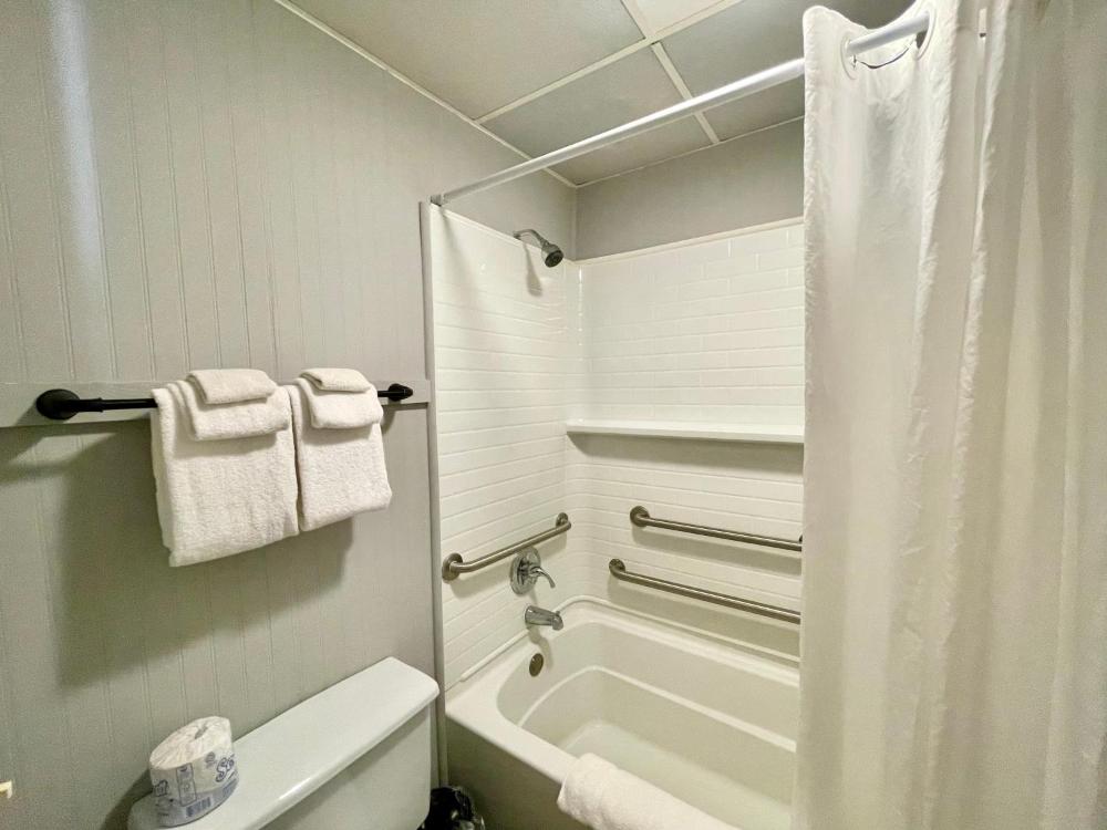 Deluxe Double Room interior